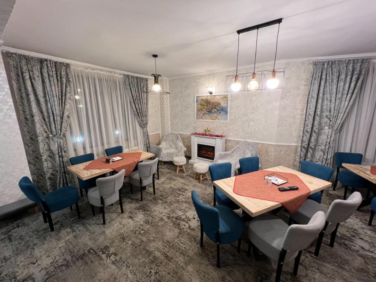 Pensiunea Crescent 프레데알 외부 사진